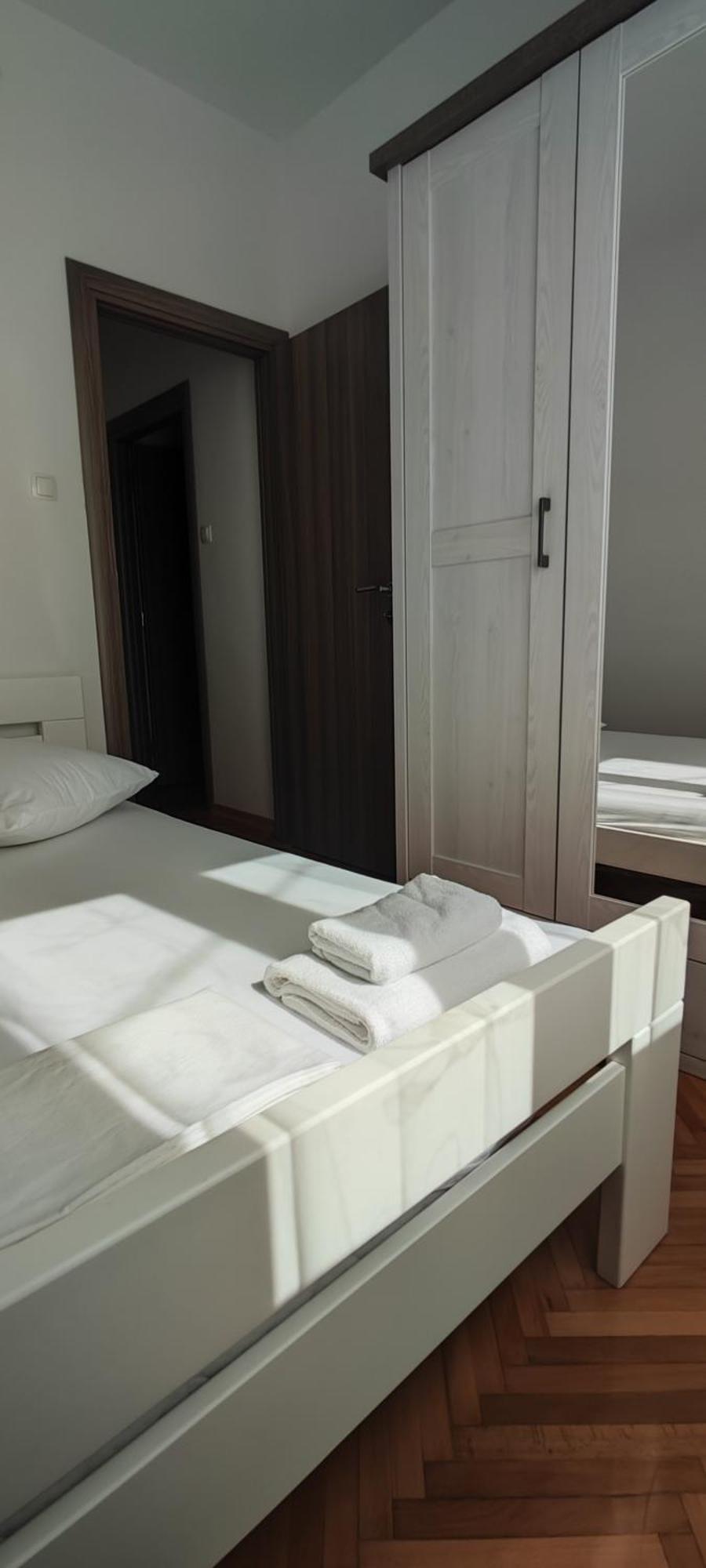 Apartman Leona Kastela Bagian luar foto